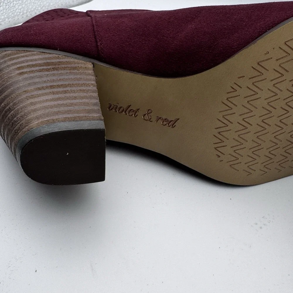 Violet & Red‎ Women's Jackson Lazer Cut Topline Bootie Burgundy Suede Size 7.5